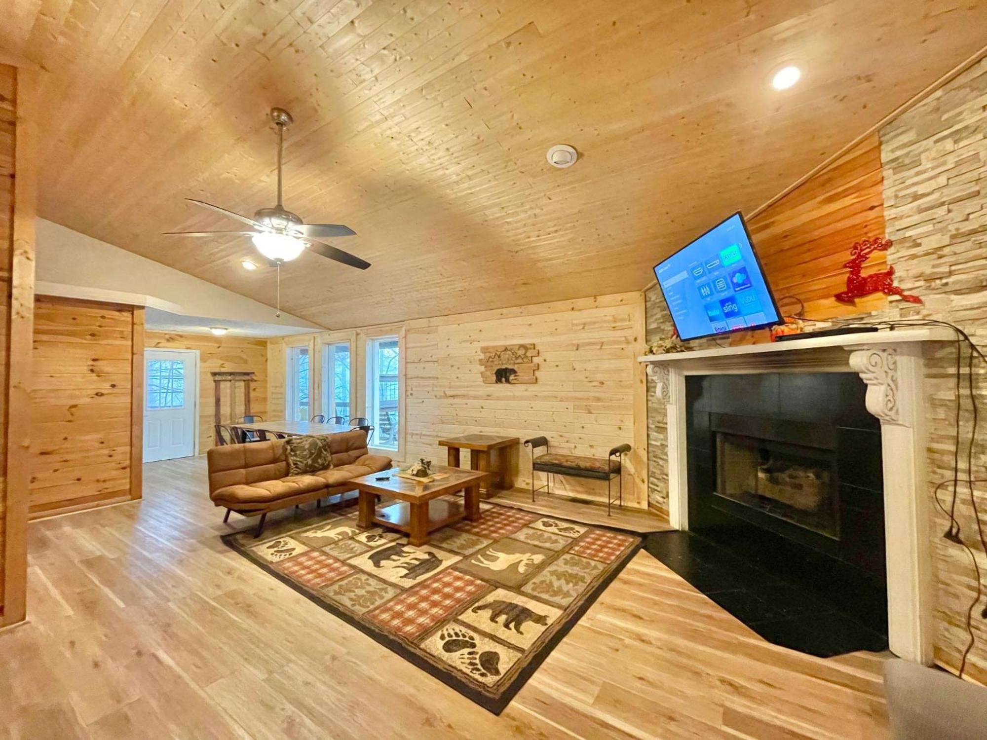 Lazy Bear Cabin Sevierville Extérieur photo