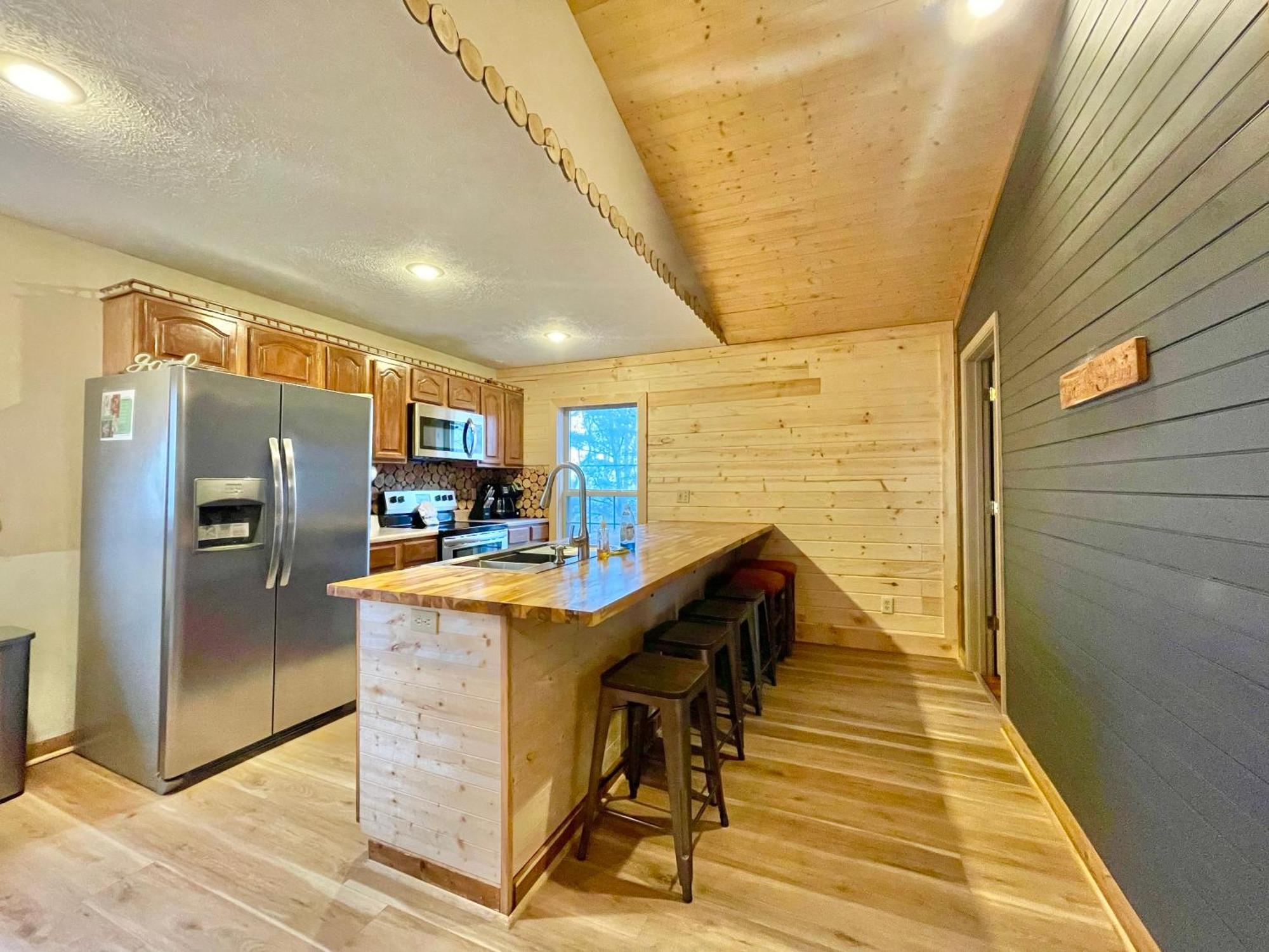 Lazy Bear Cabin Sevierville Extérieur photo