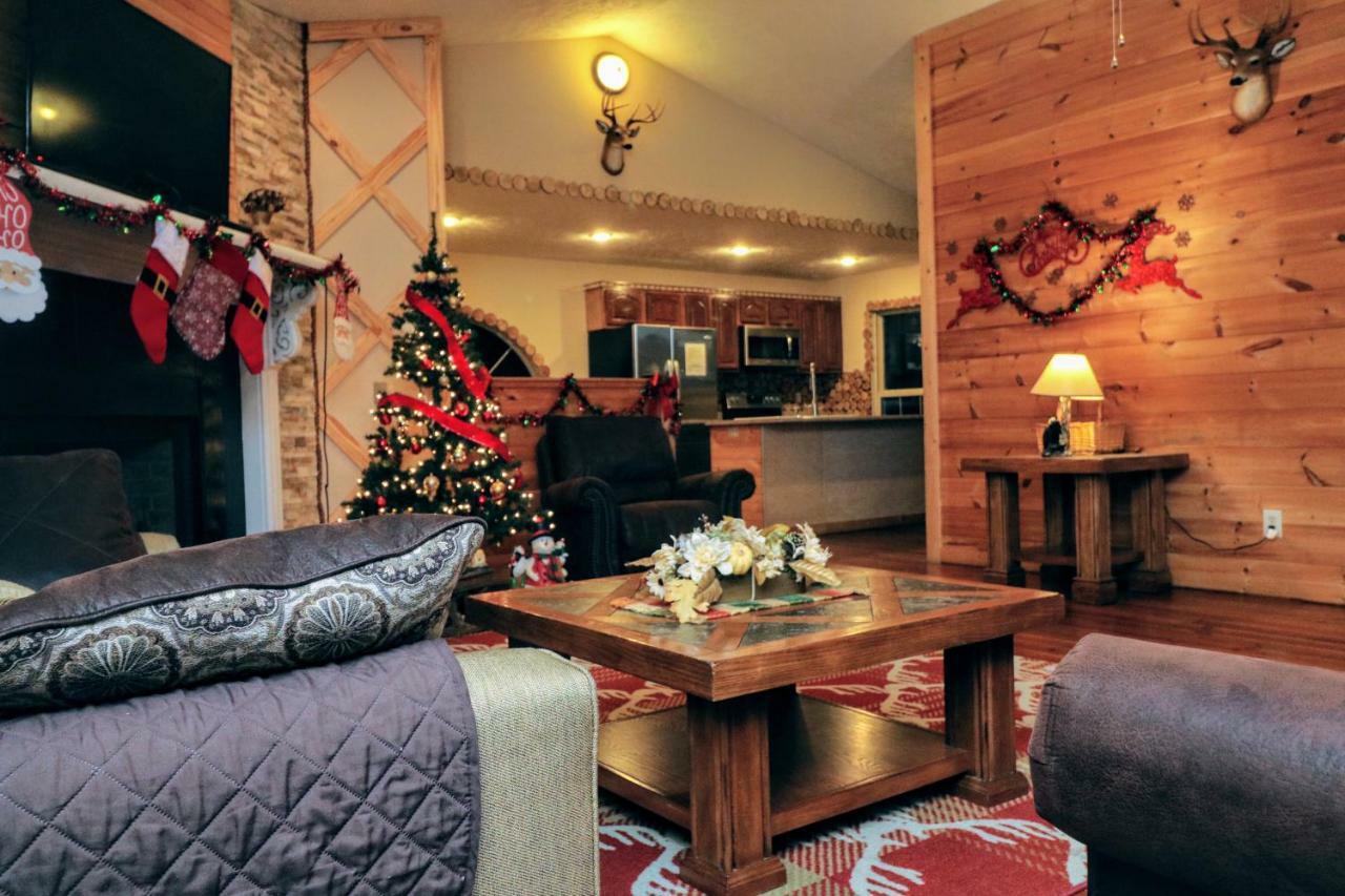 Lazy Bear Cabin Sevierville Extérieur photo